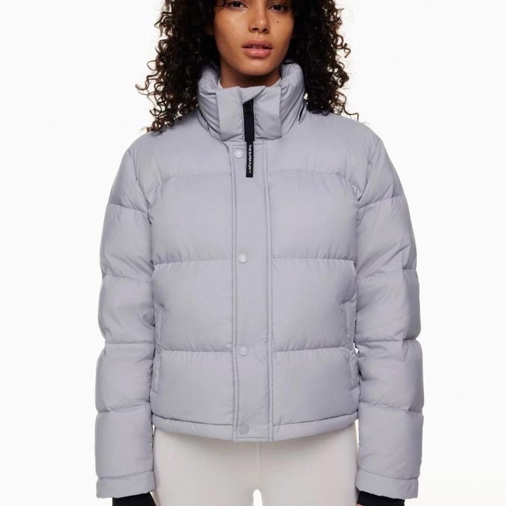 ARITZIA SUPER PUFF SHORTY XS MARBLE GREY - Picture 2 of 12